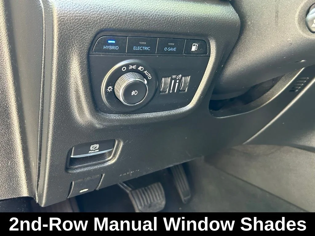 Used 2023 Silver Jeep 4xe image 19