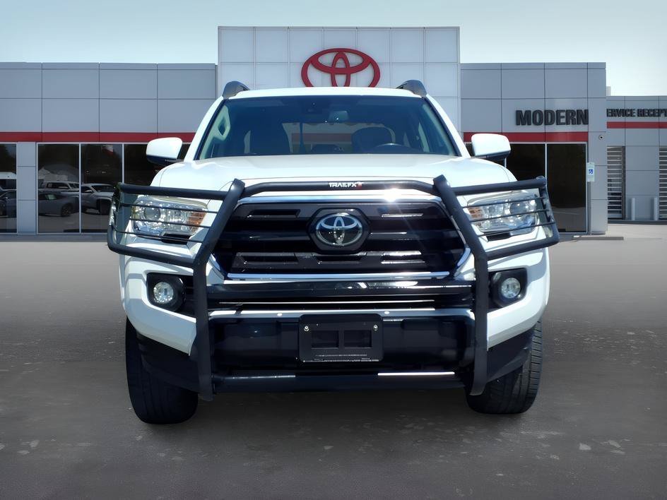 Used 2019 Super White Toyota SR5 image 11