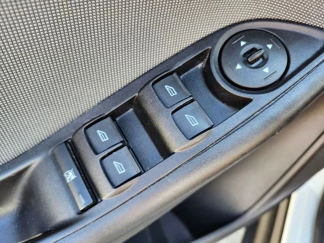 Used 2014 White Ford SE image 34