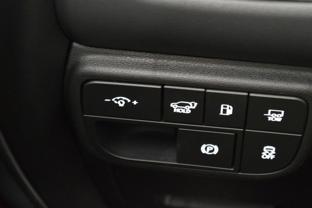 New 2026 White Hyundai SEL 8P image 44