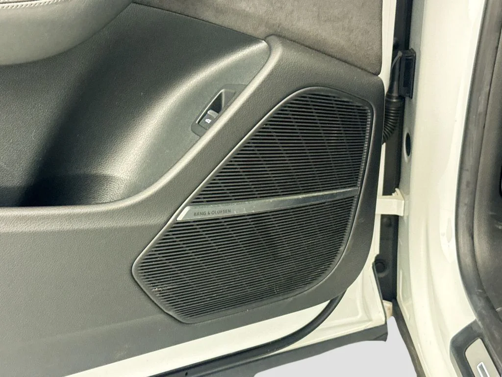 2023 Audi RS Q8 Base - Photo 18