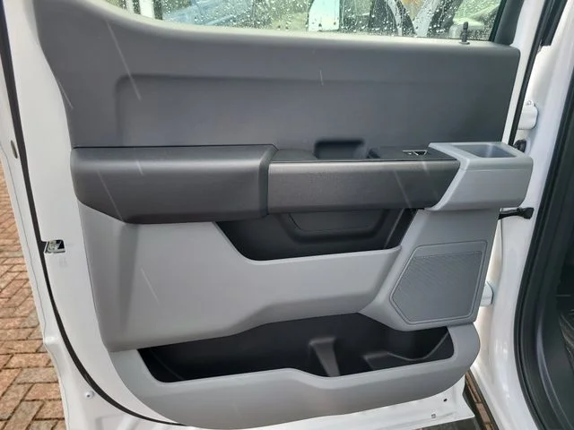 New 2026 Oxford White Ford XL image 12
