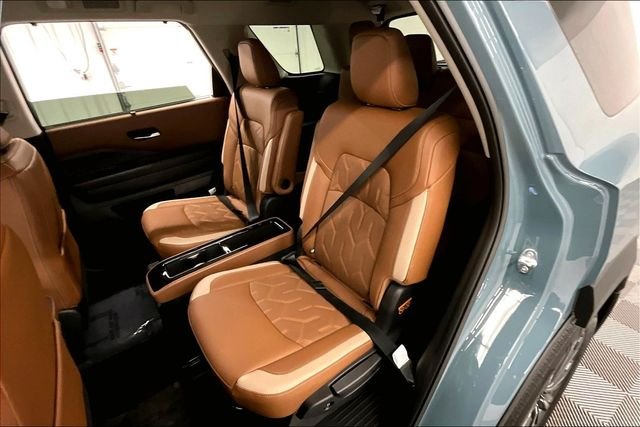 New 2026 Baltic Teal Nissan Platinum image 11