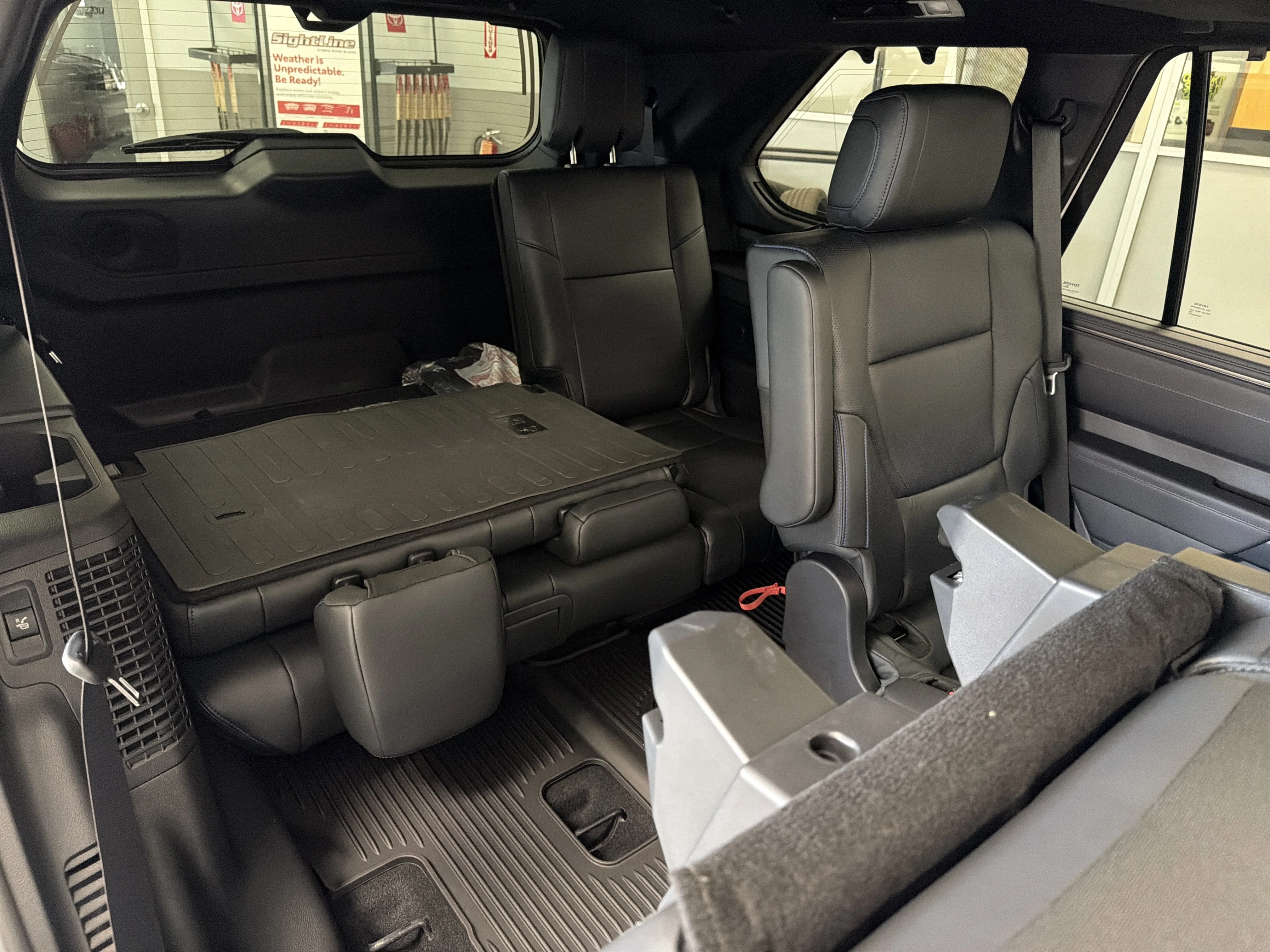 2026 Toyota Sequoia Platinum - Photo 36