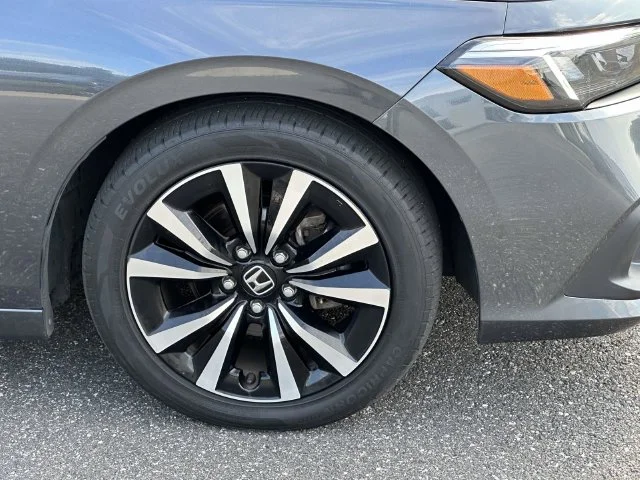 2023 Honda Civic Hatchback EX-L - Photo 8