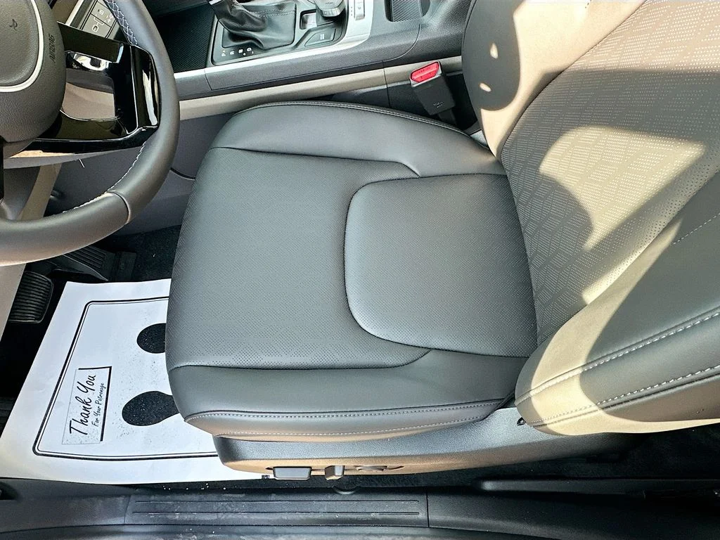 New 2026 Deep Chroma Blue Kia LXS image 19