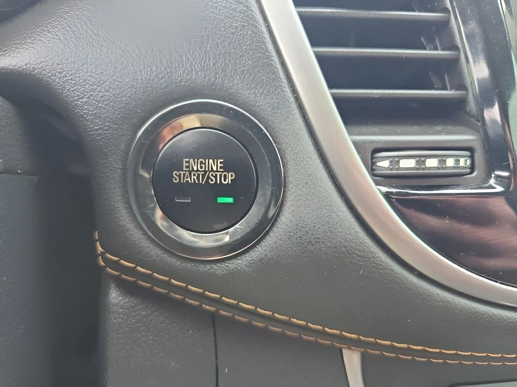 Used 2019 Black Chevrolet 1LT image 16