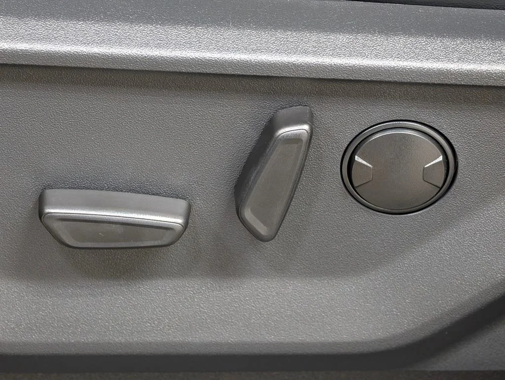 New 2027 Agate Black Metallic Ford MAX Platinum image 14