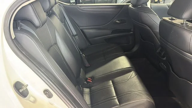 Used 2023 White Lexus 350 Luxury image 14