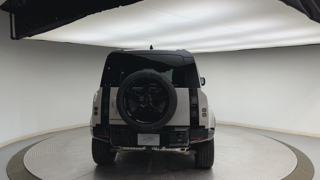 New 2026 Borasco Grey Land Rover X-Dynamic SE image 3