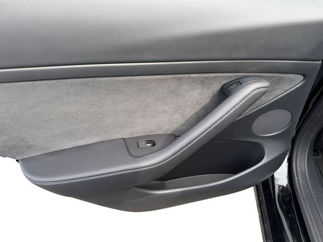 Used 2023 Blue Tesla Base image 11