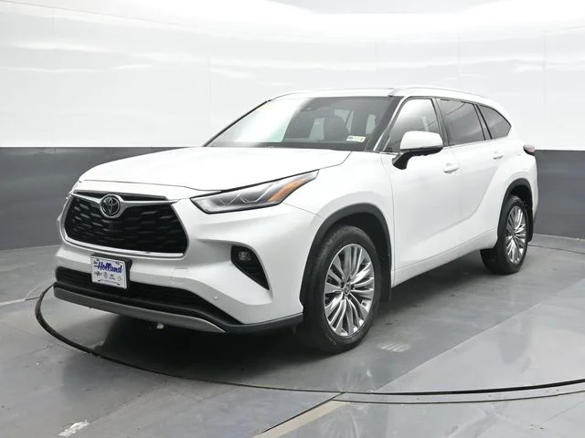2024 Toyota Highlander
