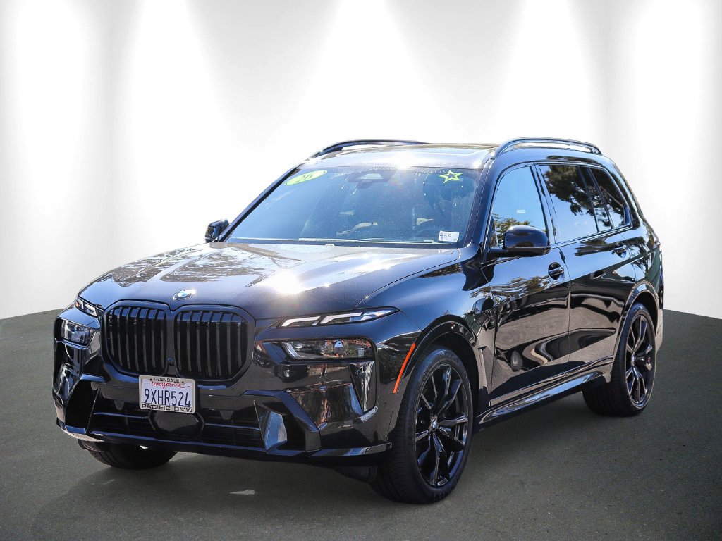 2026 BMW X7 photo 3