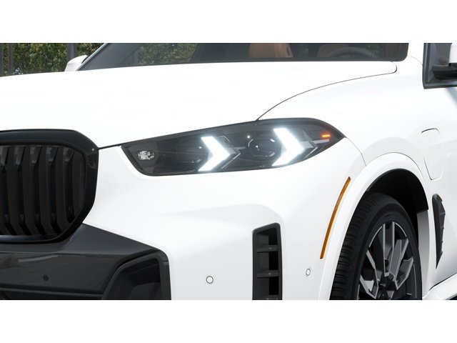 New 2026 Alpine White BMW X5 50e image 6
