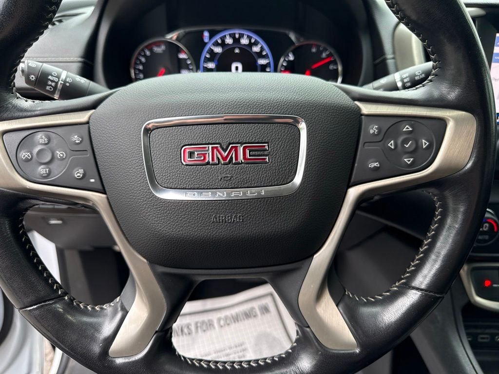 Used 2022 White GMC Denali image 26