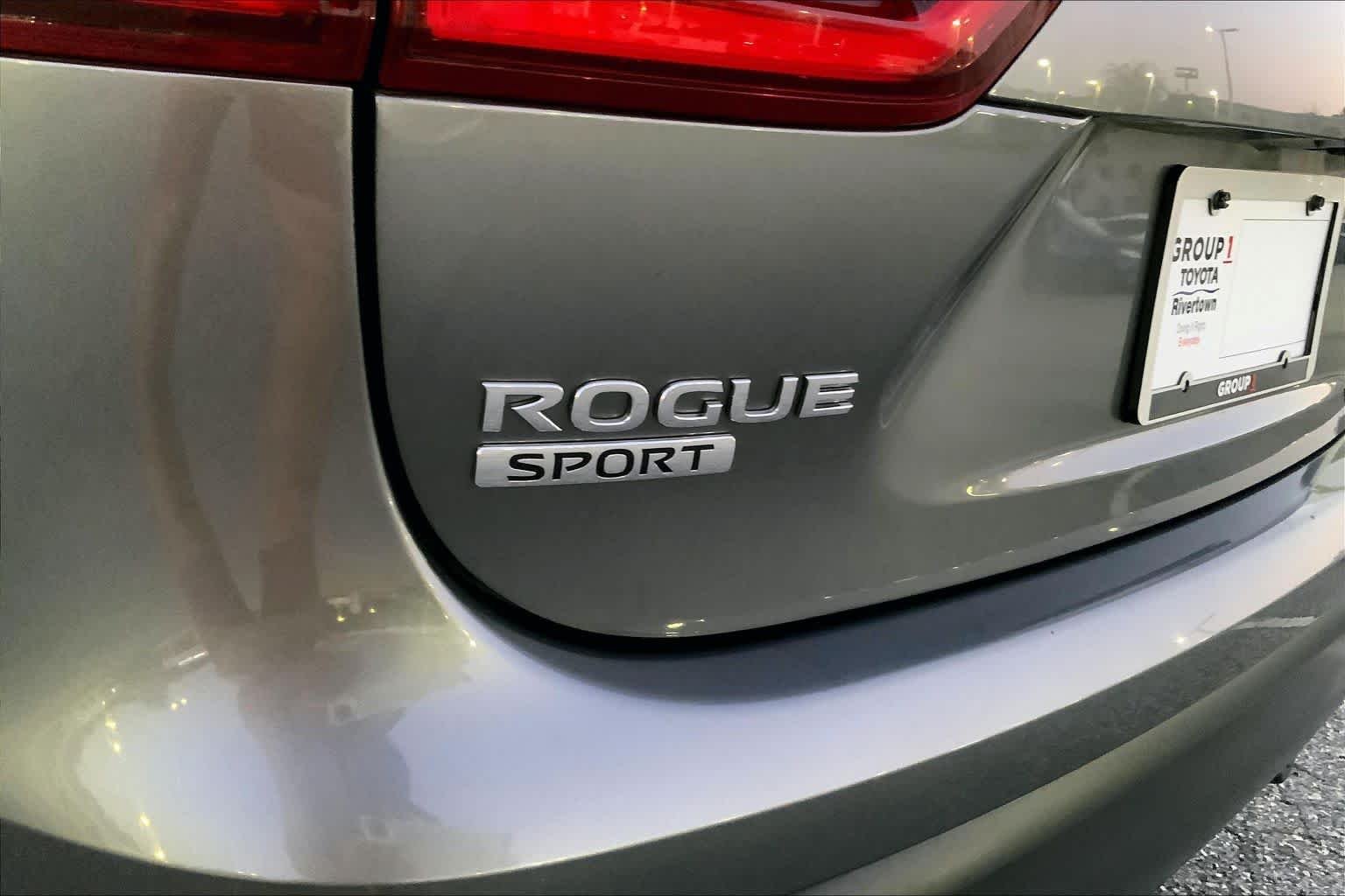 Used 2022 Gun Metallic Nissan S image 28