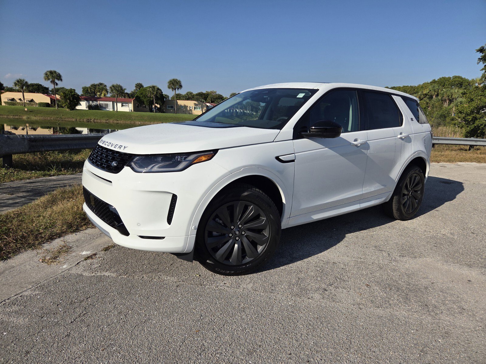 2025 Land Rover Discovery Sport