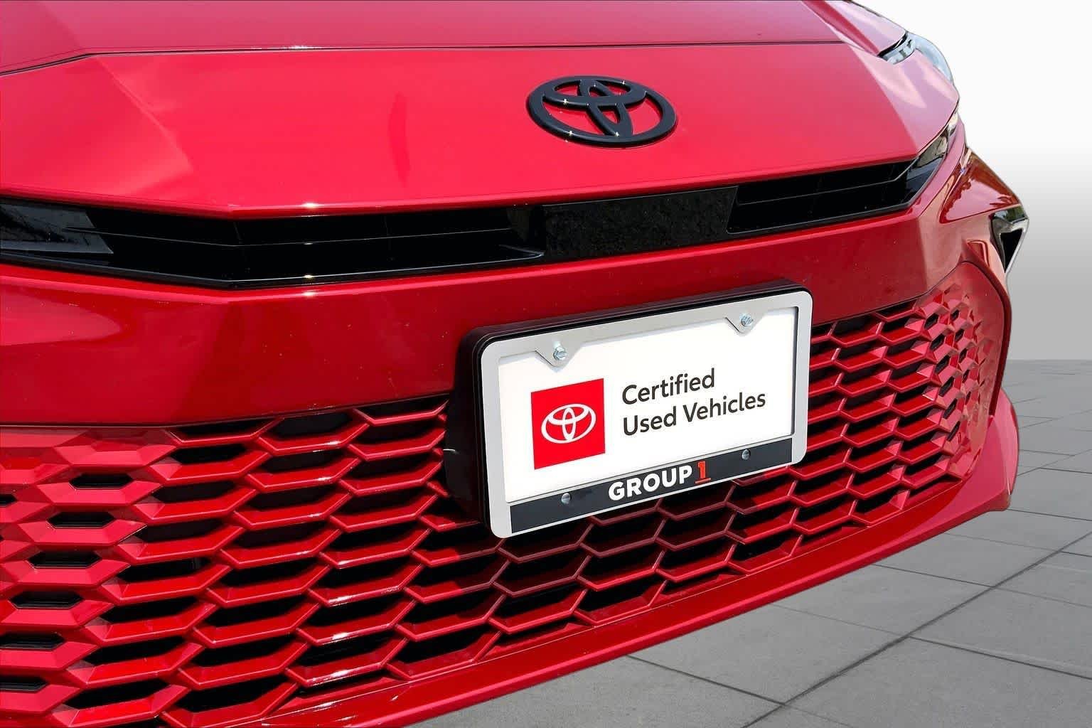Used 2026 Supersonic Red w/Midnight Black Metallic Roof Toyota XSE image 29