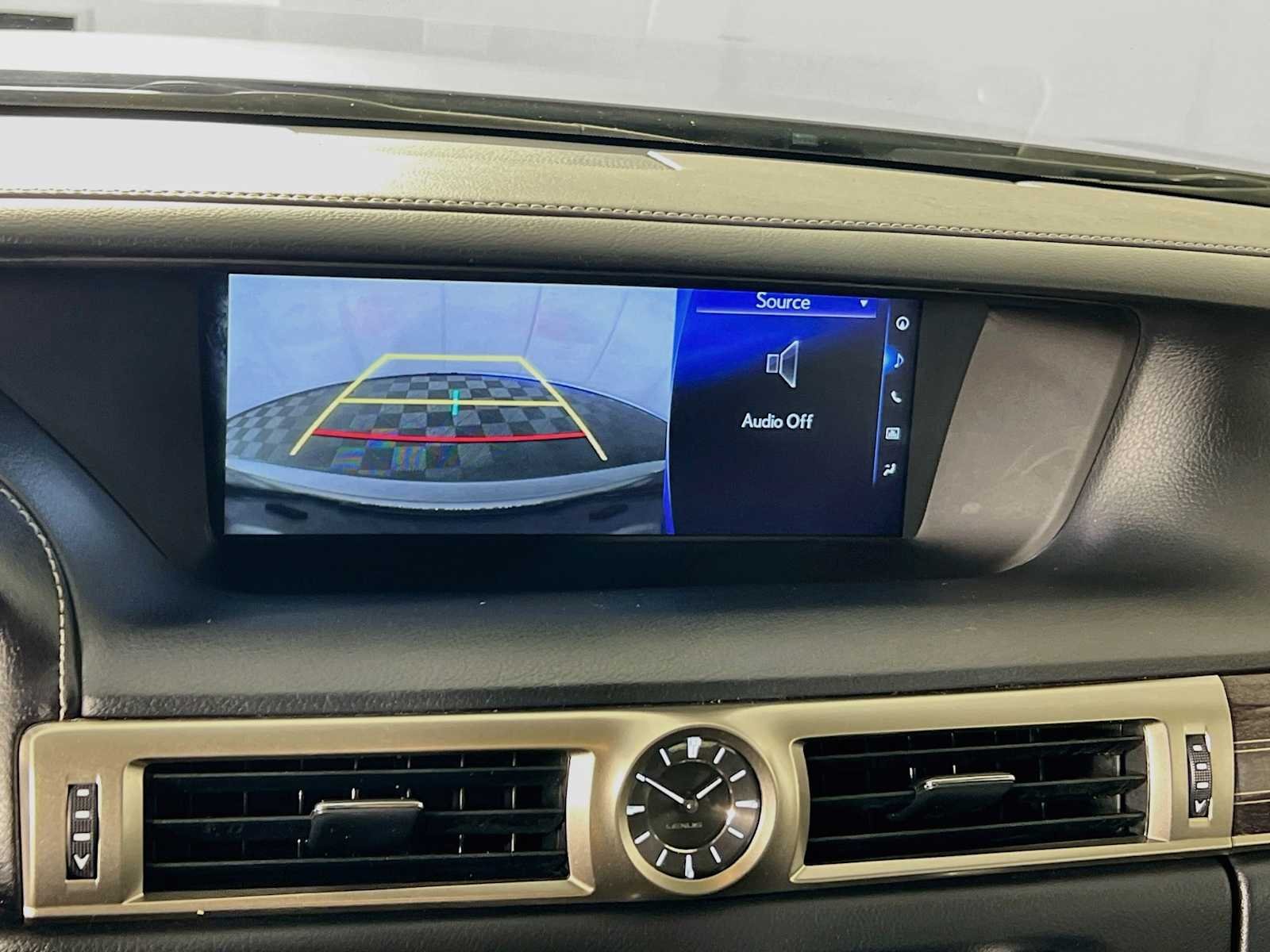 Used 2018 Atomic Silver Lexus  image 14