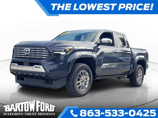 Used 2024  Toyota Limited image 1