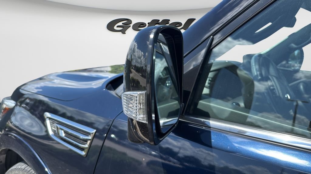 Used 2024 Blue INFINITI Sensory image 4