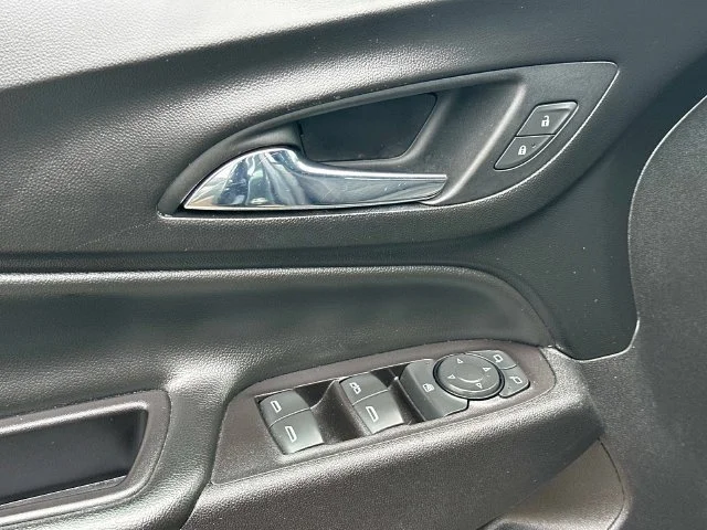 Used 2020 Gray Chevrolet LT image 18