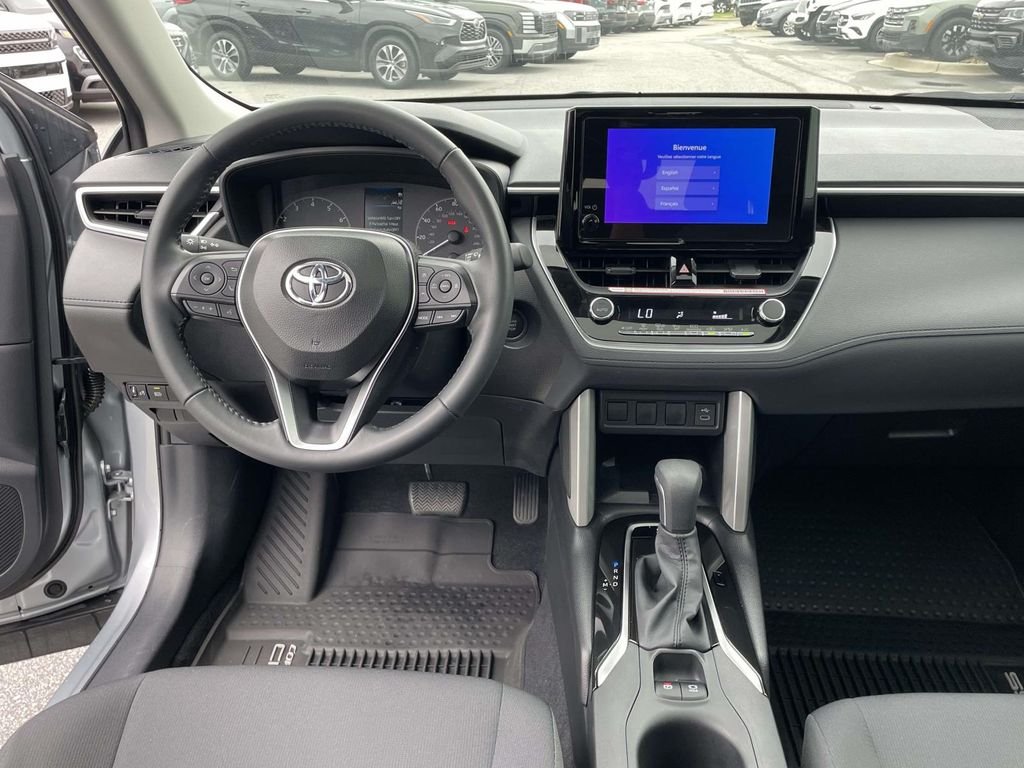Used 2025 Sonic Silver Toyota LE image 4