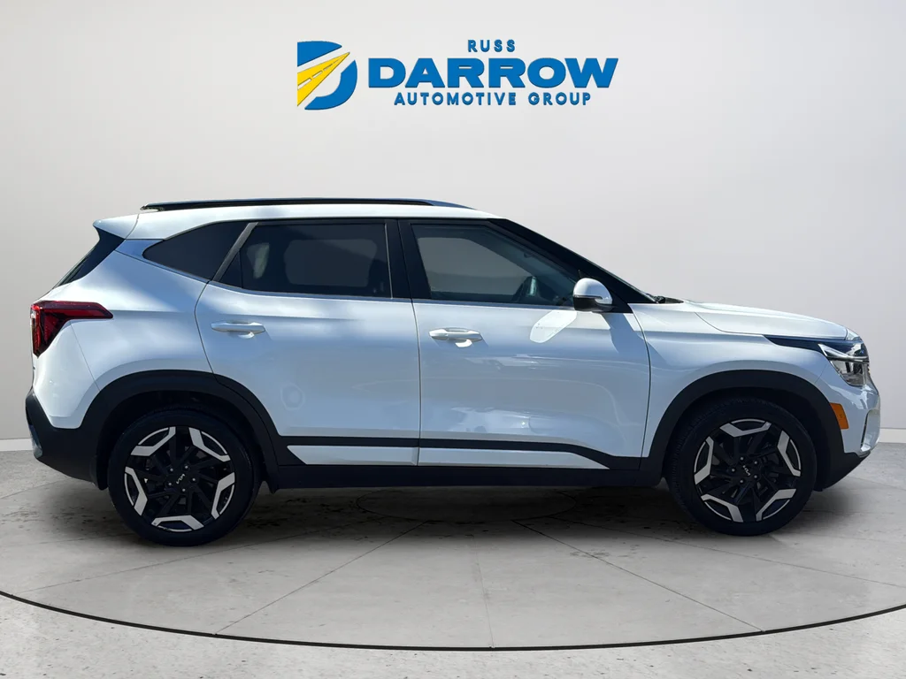 Certified Used 2024 White Kia SX image 6