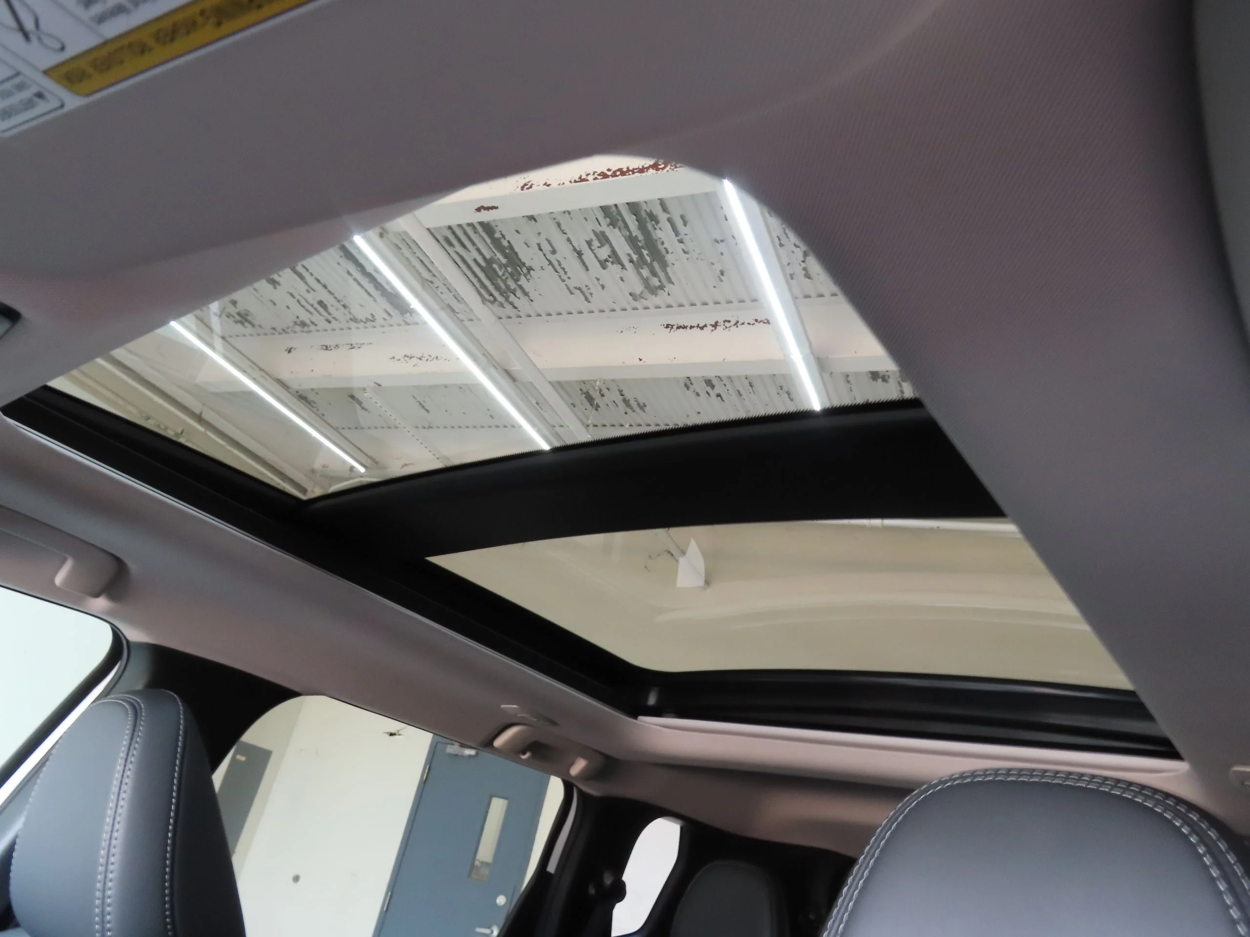 2025 Mitsubishi Outlander Plug-in Hybrid SE - Photo 19