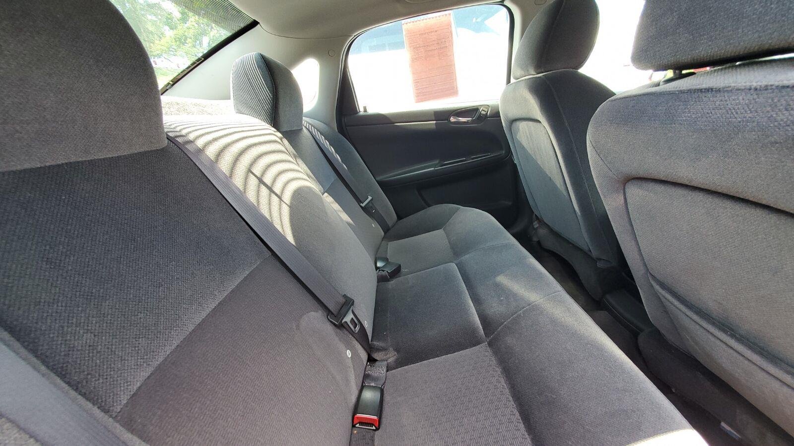 Used 2013 CRYSTAL RED TINTCOAT Chevrolet LT image 6