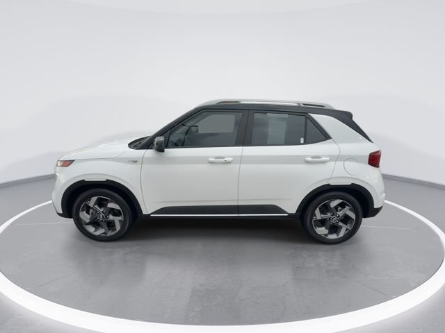Used 2023 White Hyundai Limited image 5
