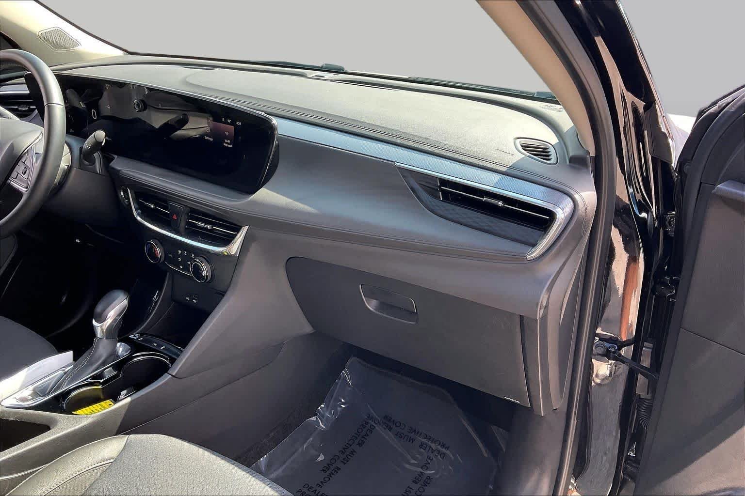 2025 Buick Encore GX Preferred - Photo 17