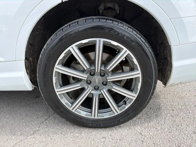 Used 2017  Audi 3.0 TDI Premium Plus image 25
