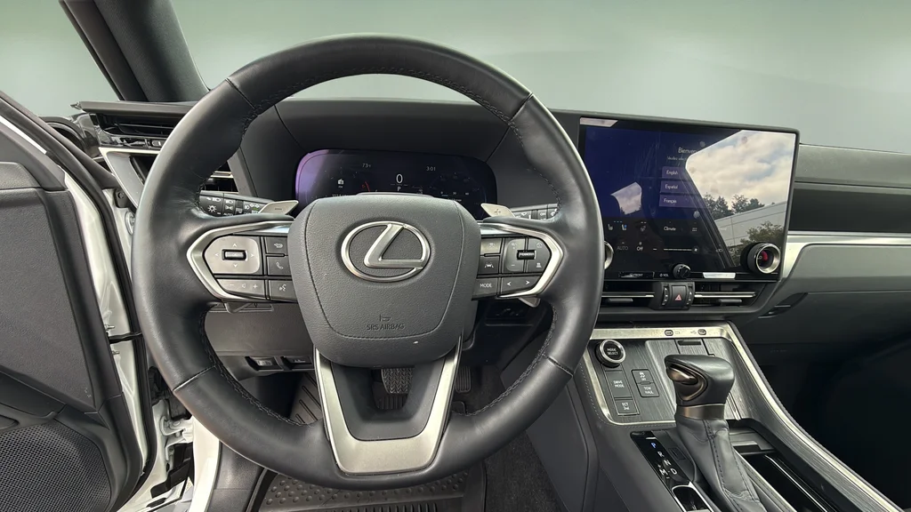 Certified Used 2025 White Lexus 550 Premium+ image 25