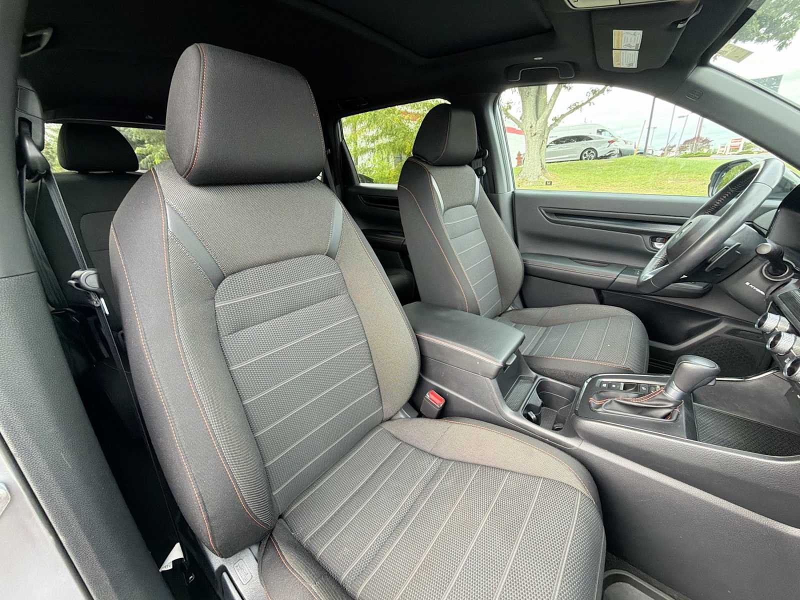 2025 Honda CR-V Sport - Photo 17