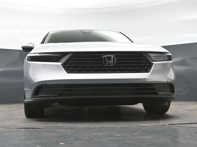 New 2026 Solar Silver Metallic Honda LX image 33