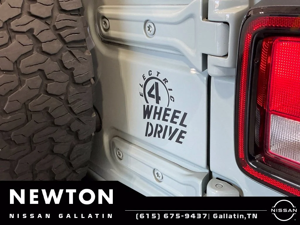 Used 2024 Earl Clearcoat Jeep Willys 4xe image 33