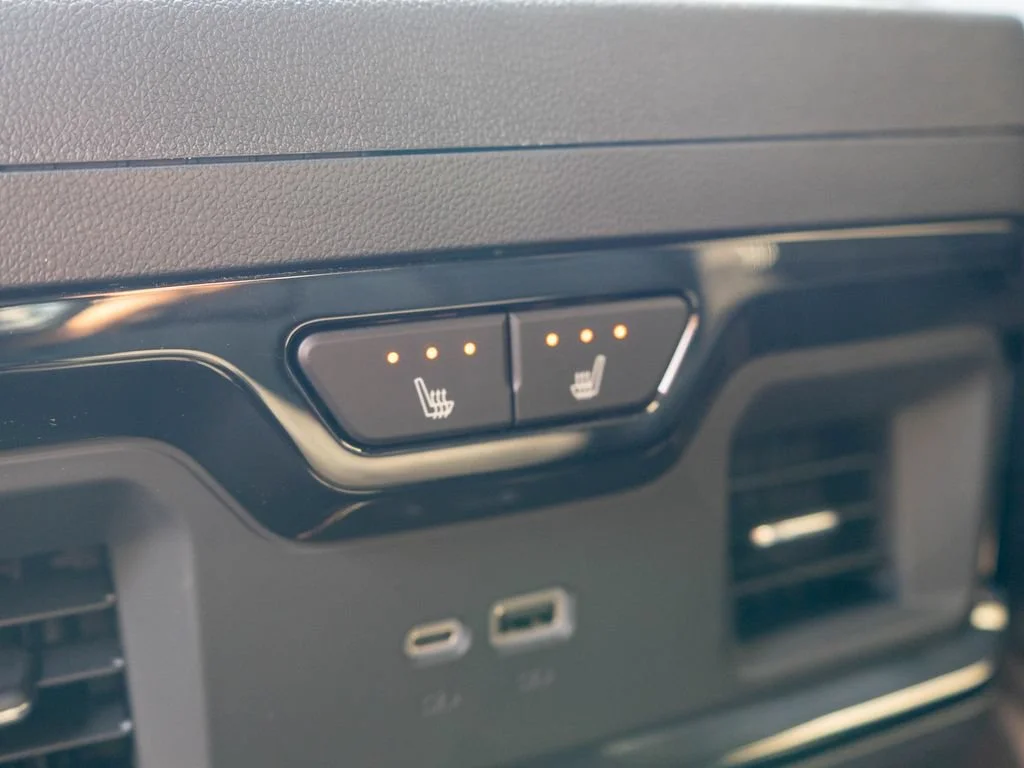 New 2026 Onyx Black GMC AT4X image 15