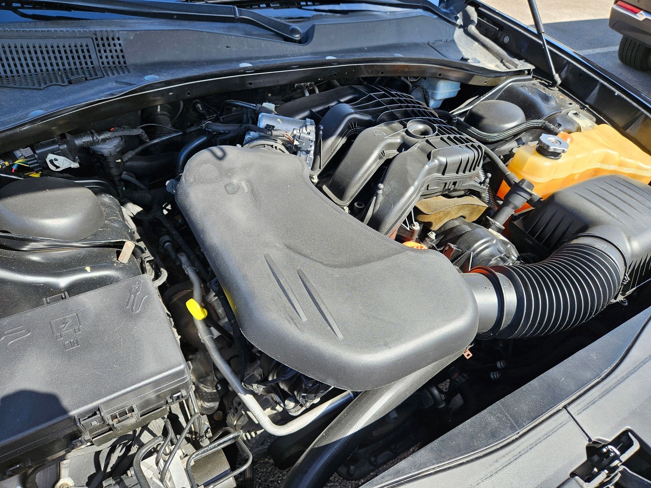 Used 2012 Pitch Black Dodge SE image 31