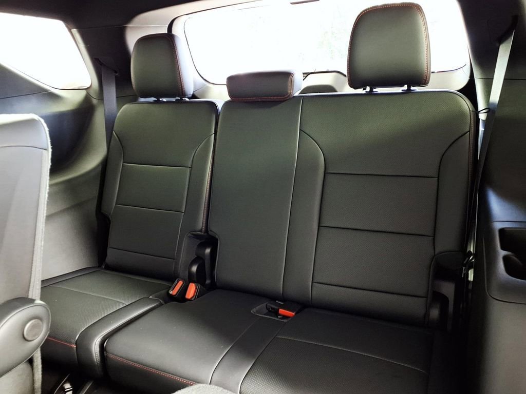 2026 Chevrolet Traverse Z71 - Photo 9