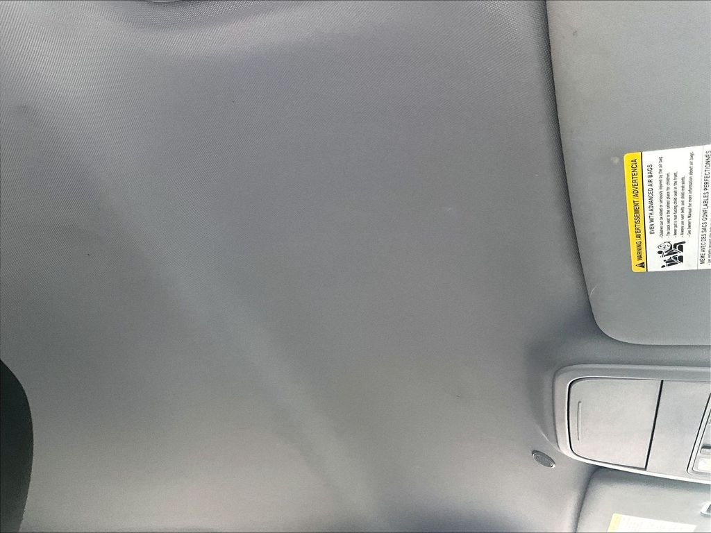 Used 2022 Silver Metallic Ford XLT image 23