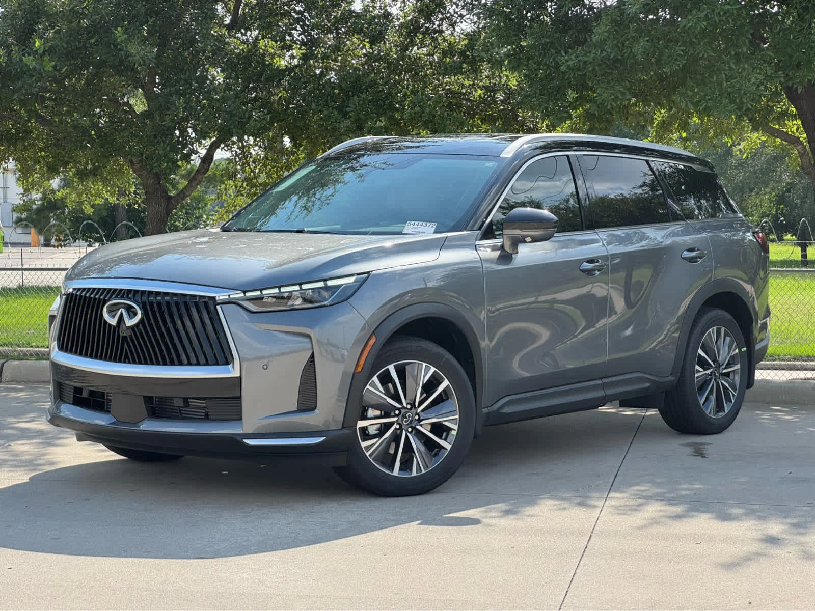 2027 INFINITI QX60 Luxe FWD