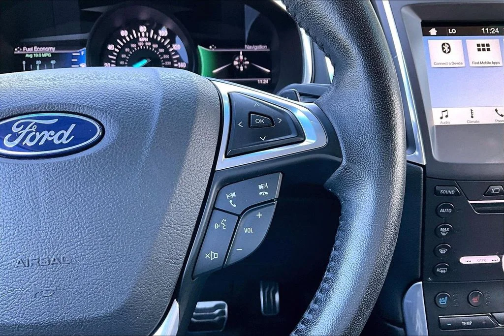 Used 2016 White Ford Sport image 12