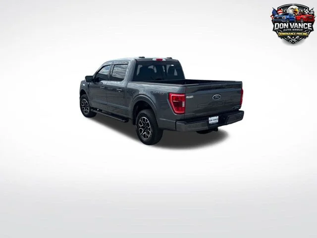 Used 2023 Gray Ford XLT image 3