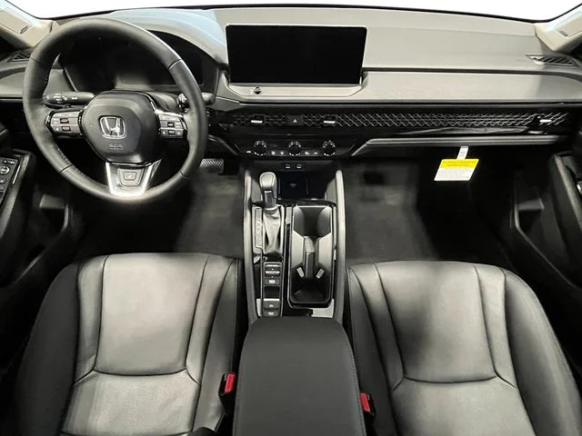 New 2026 Platinum White Pearl Honda Touring image 16