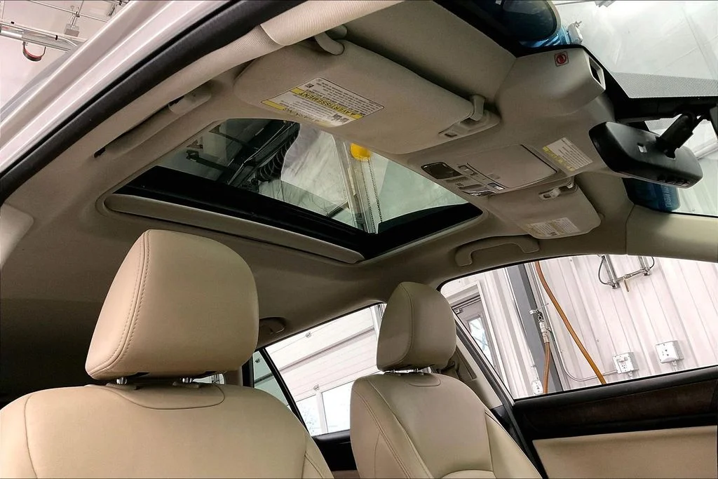 Used 2017 Gray Subaru 2.5i image 26