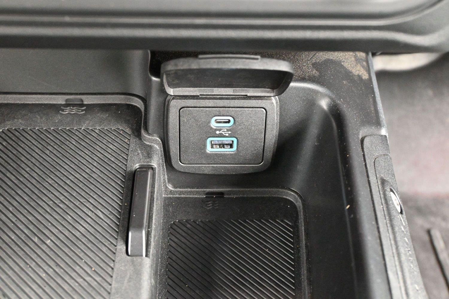 Used 2025 Green Ford Base image 24