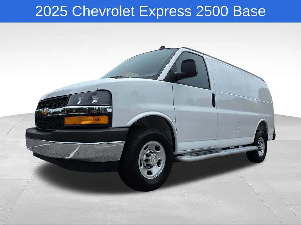 Used 2025 Summit White Chevrolet WT image 10