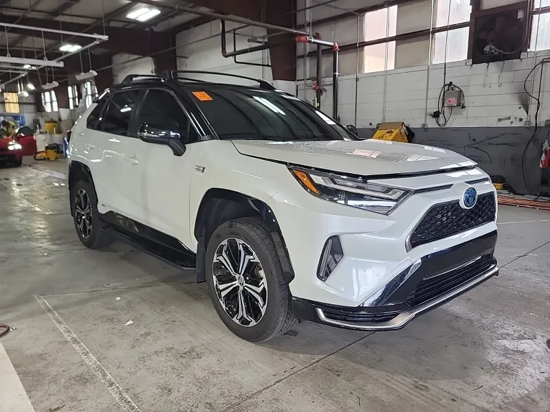 2022 Toyota RAV4 Prime XSE AWD's photo