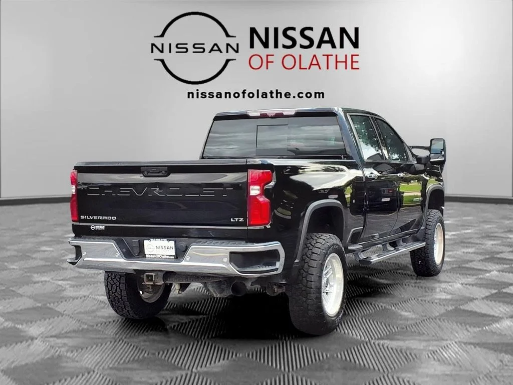 Used 2020 Black Chevrolet LTZ image 28